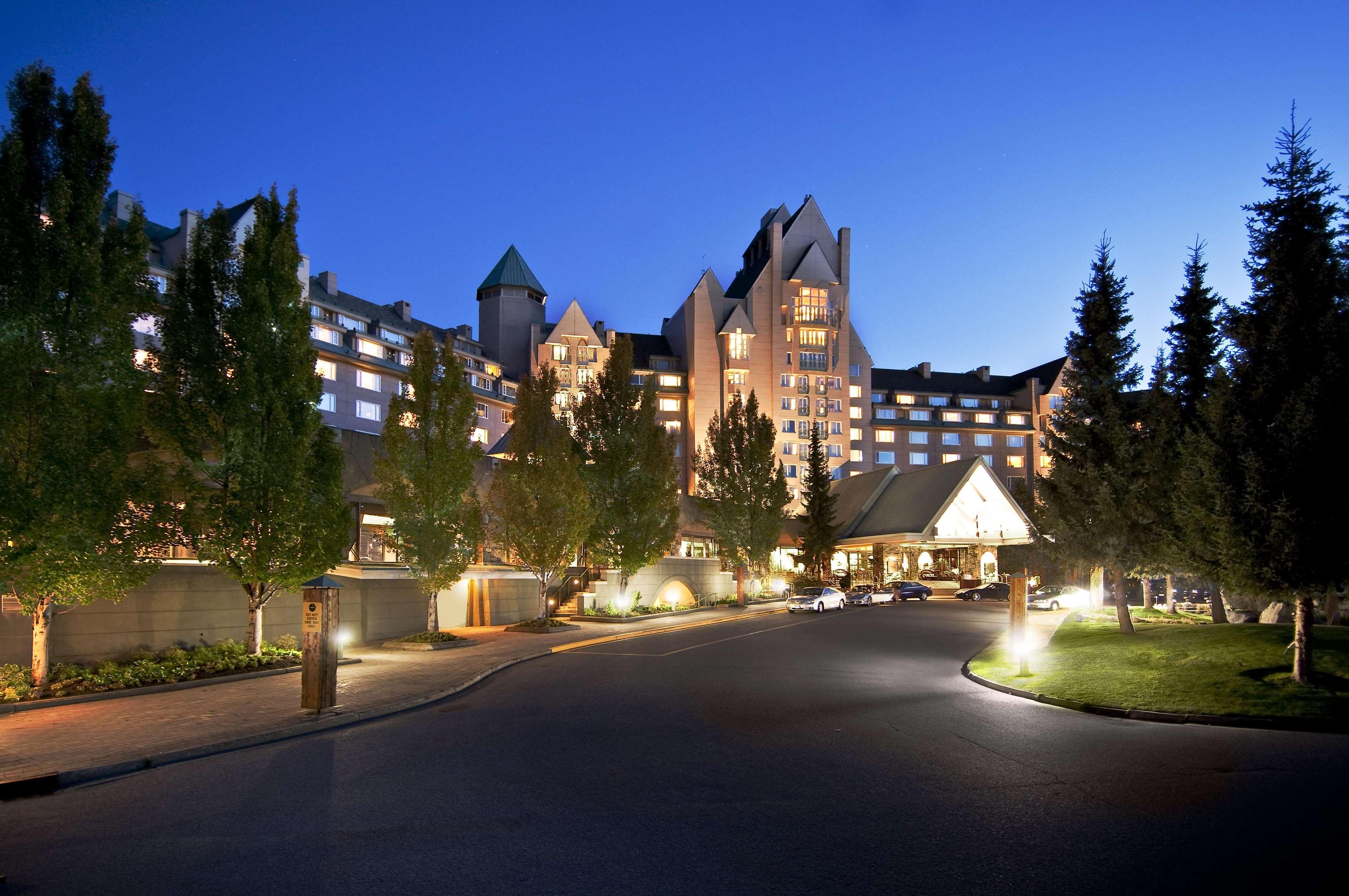 Fairmont Chateau Whistler Exterior foto
